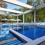 Hotel Ariana