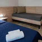 Hotel Ariana 3*