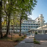 Ariana Hotel