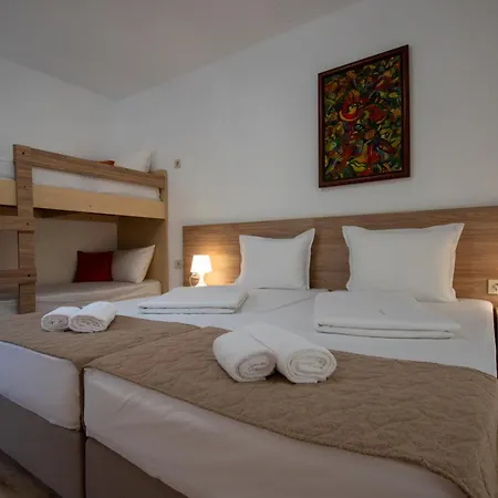 Hotel Ariana