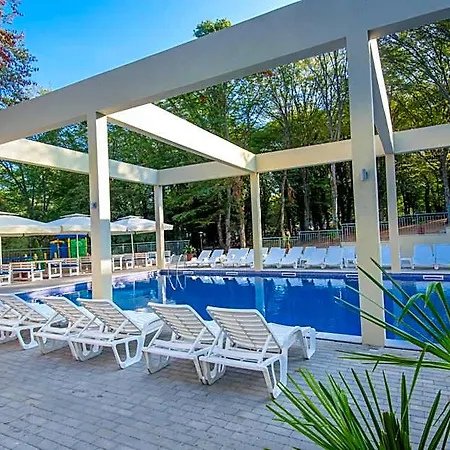 Ariana Otel