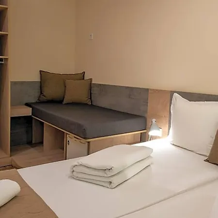 Ariana Otel Naousa
