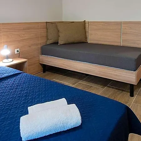 Ariana Otel Naousa